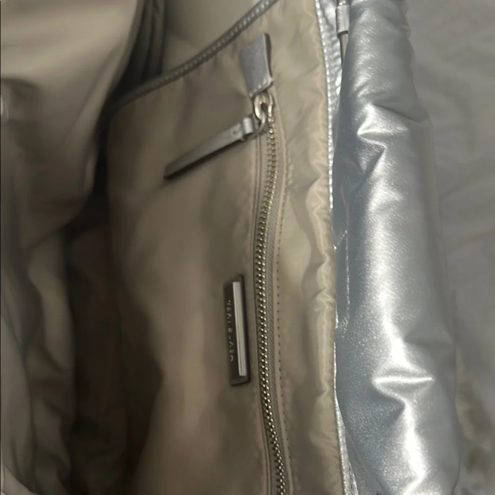 SOLD! - Picture 4 of 8